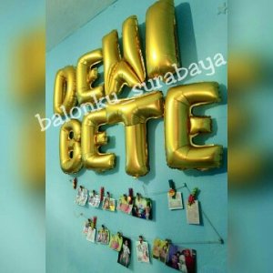 balon foil huruf