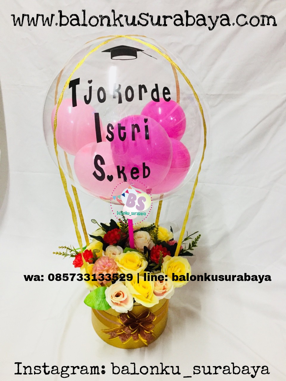 kado wisuda unik, kado wisuda, rangkaian bunga dan balon, hot air balloons,buket bunga surabaya, bunga surabaya, bunga box surabaya, balon tepuk, balon print, balon sablon, dekorasi balon, toko balon surabaya, balon latex doff, balon latex metalik